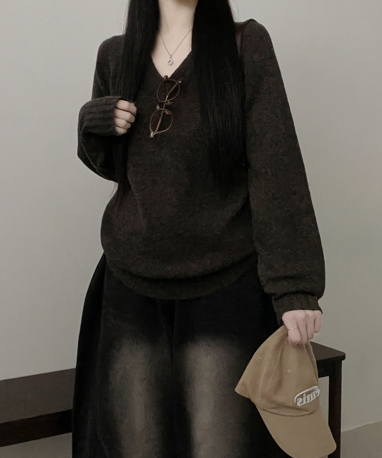 브이넥도톰무지나그랑루즈핏울니트 브라운