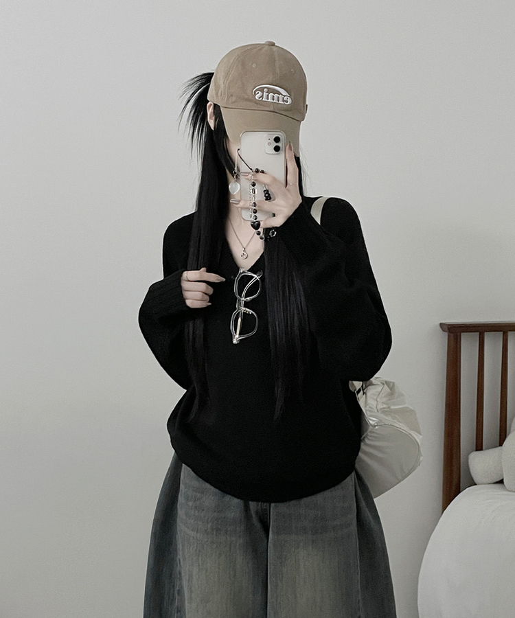 브이넥도톰무지나그랑루즈핏울니트 블랙