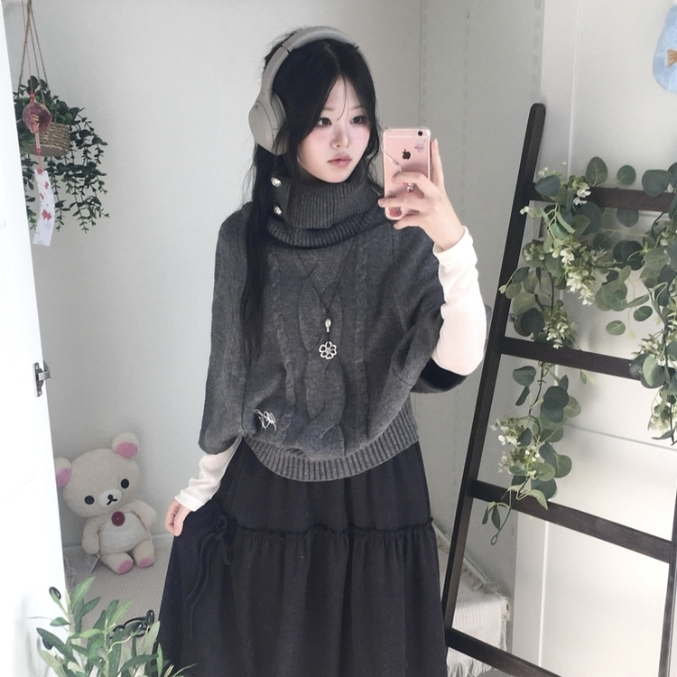 달빛천사 자수 꽈배기 빈티지 대장 모리걸 실버버튼 판초 터틀넥 케이프 망토 니트 그레이