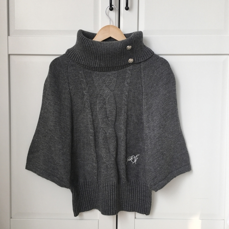 달빛천사 자수 꽈배기 빈티지 대장 모리걸 실버버튼 판초 터틀넥 케이프 망토 니트