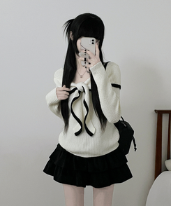 프릴배색리본오프숄더긴팔니트 화이트