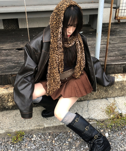 レオパードプリーツマフラー CAMEL