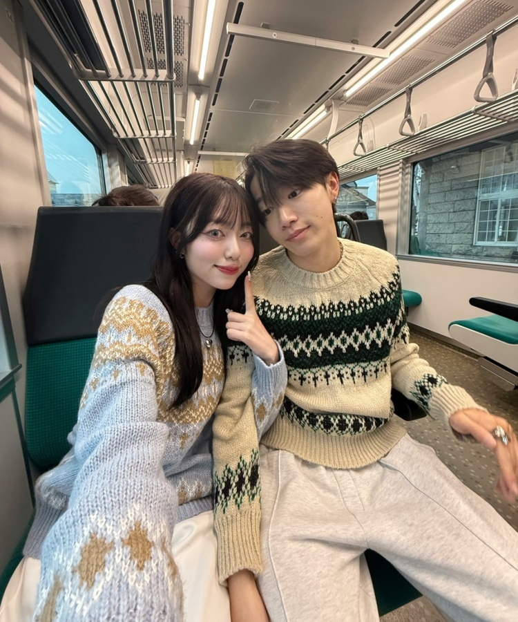 라운드넥 노르딕 니트 베이지