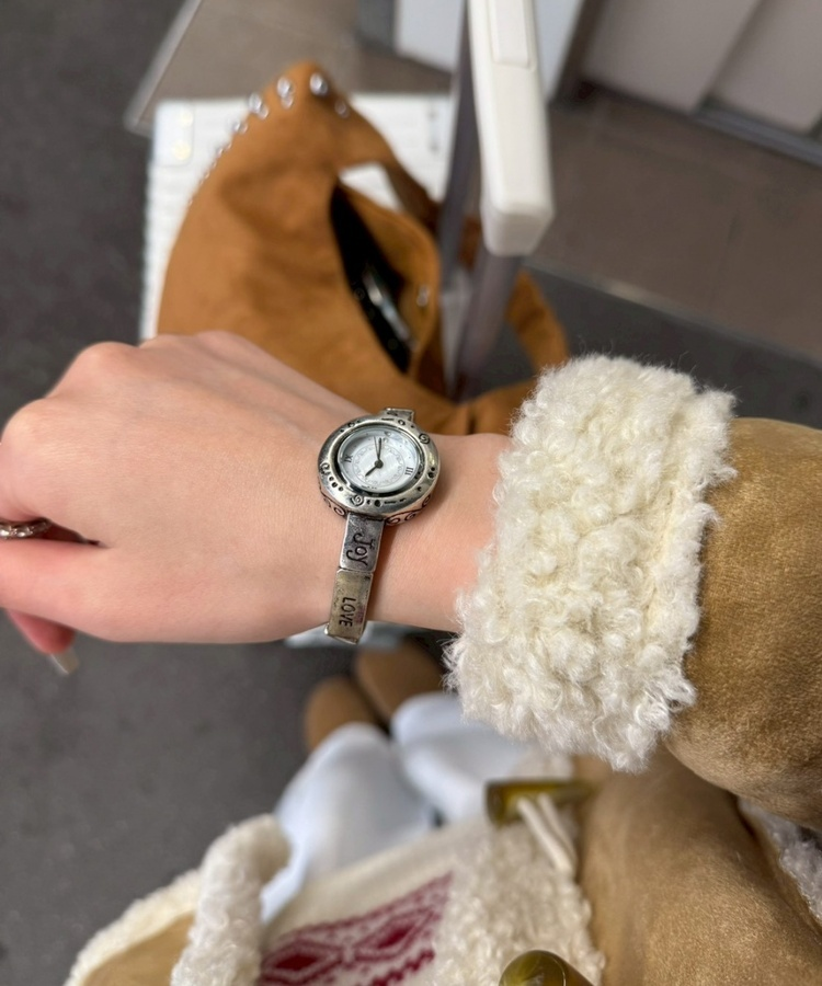 英字ビンテージウォッチ SILVER