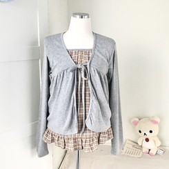 페어리 리본 프릴 체 나시 일체형 반팔 블라우스 나시 바선생 레이스