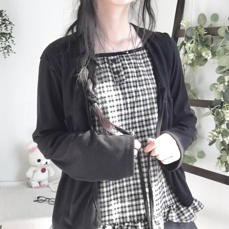 페어리 리본 프릴 체 나시 일체형 반팔 블라우스 나시 바선생 레이스 블랙