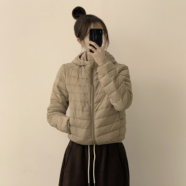 데일리한 무드의 빵빵 겨울 긴팔 데일리 웰론 하이넥 후드 패딩 아우터 경량패딩 오버핏 점퍼 베이지