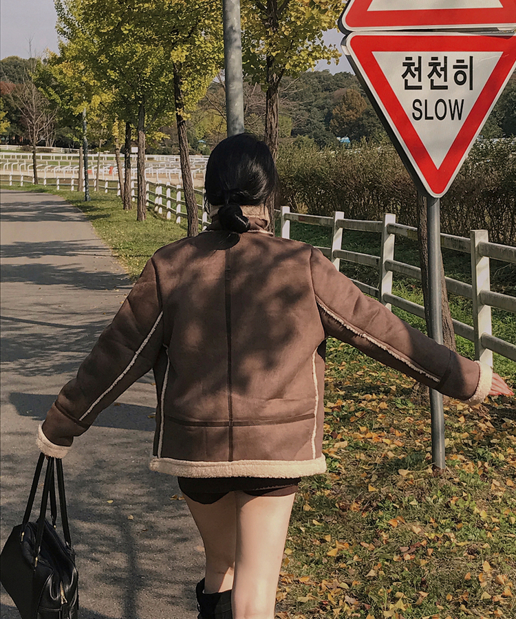 ハイネックバックルウールハーフジャケット BROWN