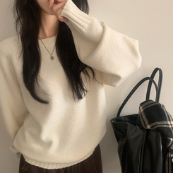 윈터 데일리 나그랑 라운드 루즈핏 울 긴팔니트 화이트