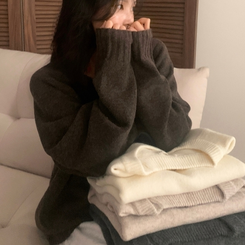 윈터 데일리 나그랑 라운드 루즈핏 울 긴팔니트 브라운