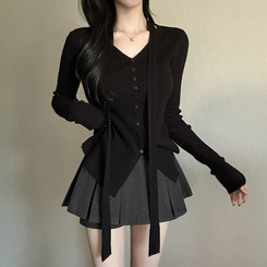 【タイ付き】シャーリングリブニットTシャツ BLACK