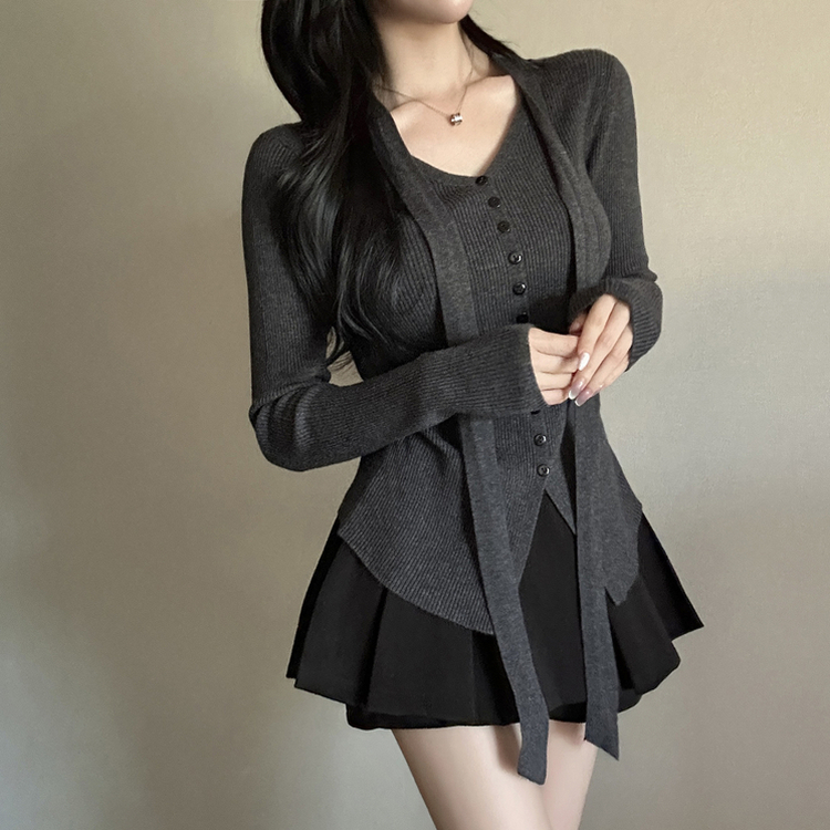 【タイ付き】シャーリングリブニットTシャツ GREY