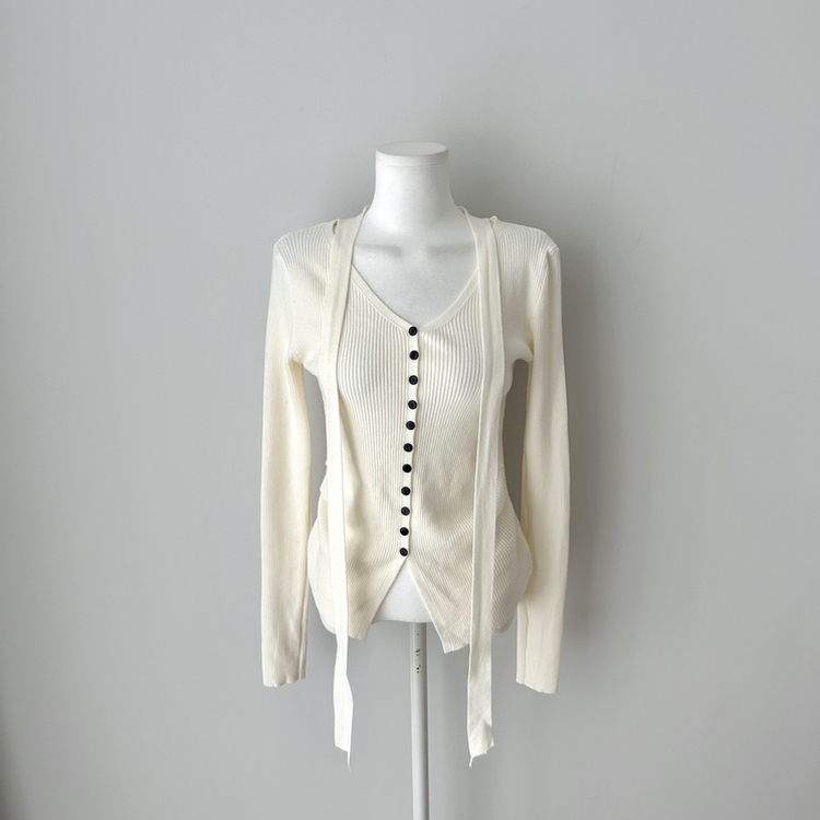 【タイ付き】シャーリングリブニットTシャツ