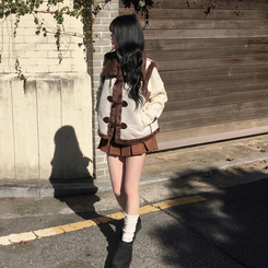 체스넛 스웨이드 퍼 하이넥 버클 떡볶이 무스탕 베스트 조끼 아이보리