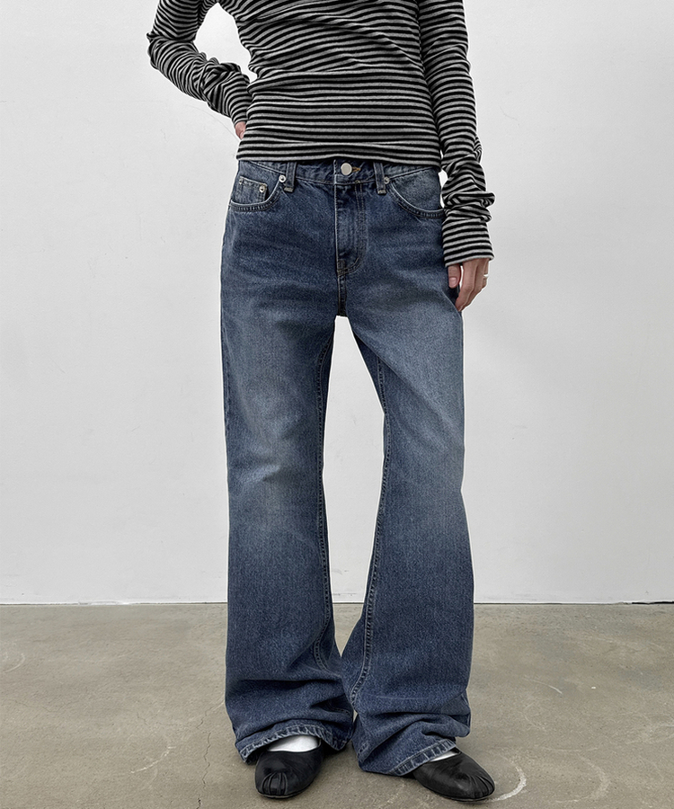 セミブーツカットデニム BLUE