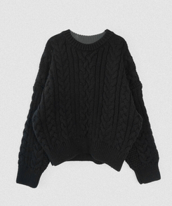 ケーブルウールニット