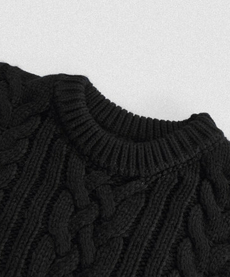 ケーブルウールニット