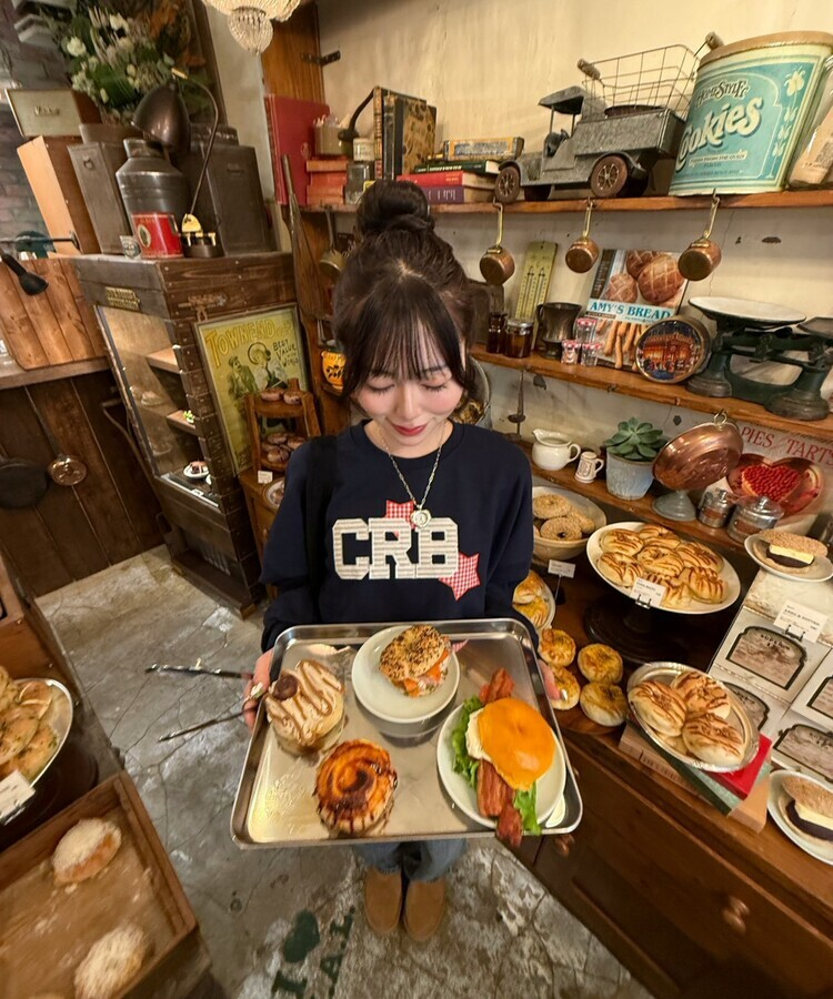 【4次完売❤️MADE】 CRBワッペントレーナー NAVY