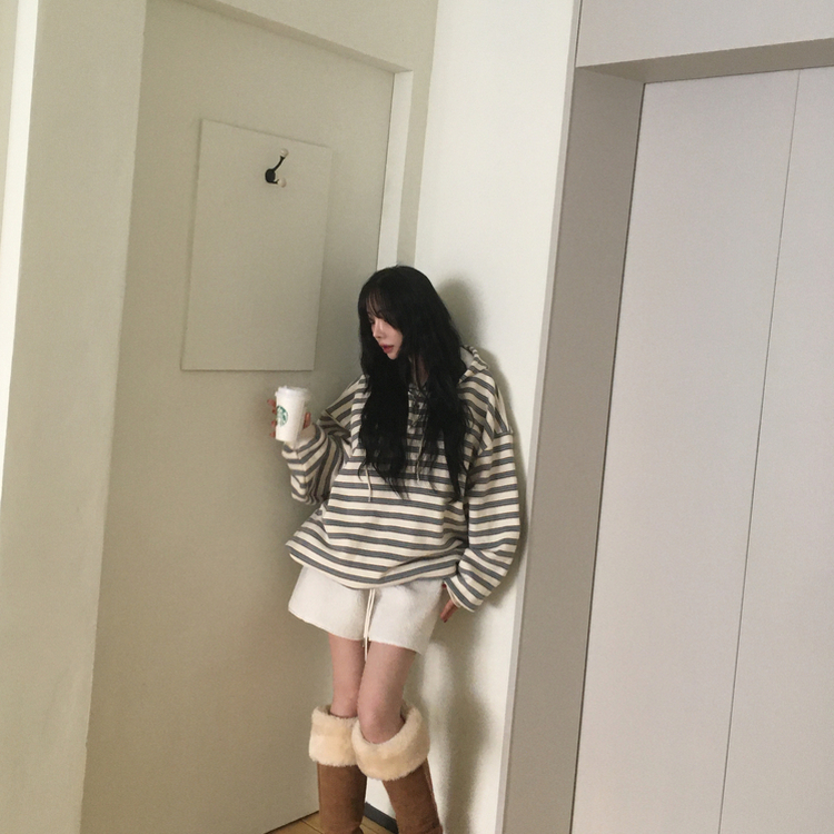 후드 스트라이프 루즈핏 긴팔 티셔츠 소라