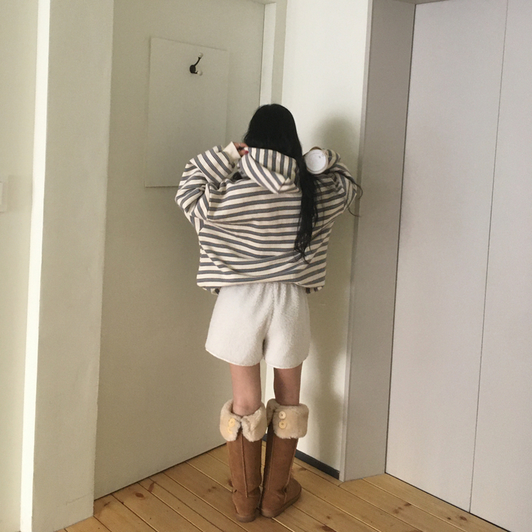 후드 스트라이프 루즈핏 긴팔 티셔츠 소라