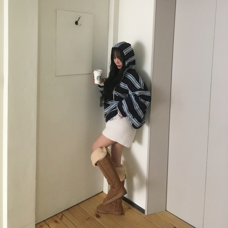 후드 스트라이프 루즈핏 긴팔 티셔츠 네이비