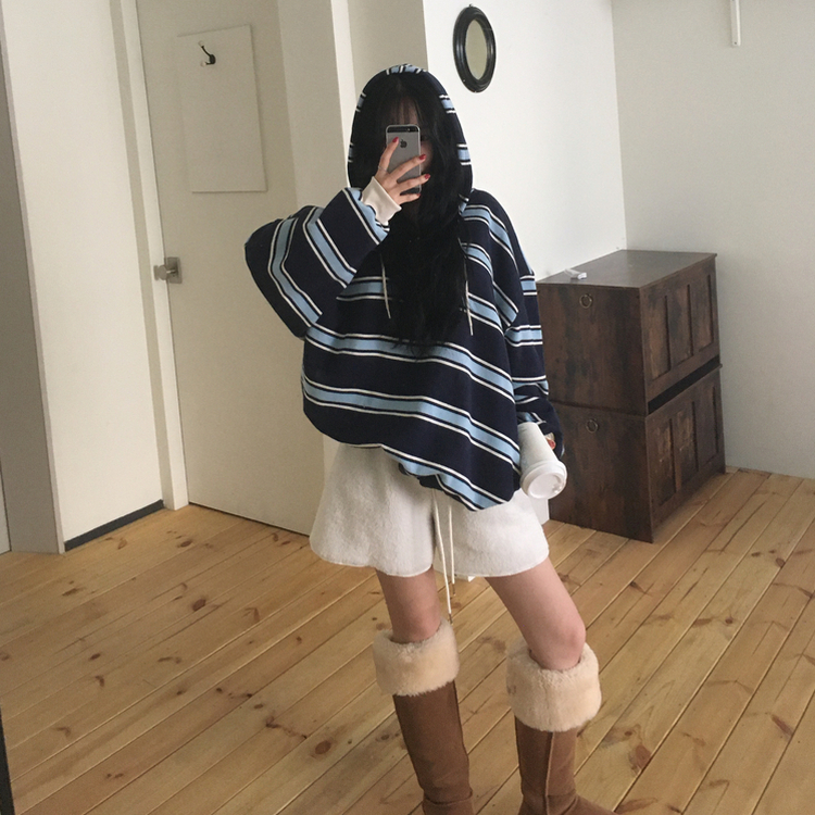 후드 스트라이프 루즈핏 긴팔 티셔츠 네이비