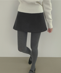 깔끔 모직 허얇골넓 A라인 연말 스커트 블랙