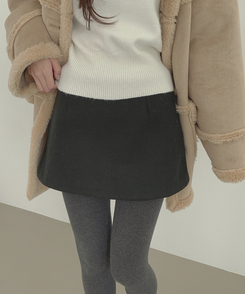 깔끔 모직 허얇골넓 A라인 연말 스커트 블랙