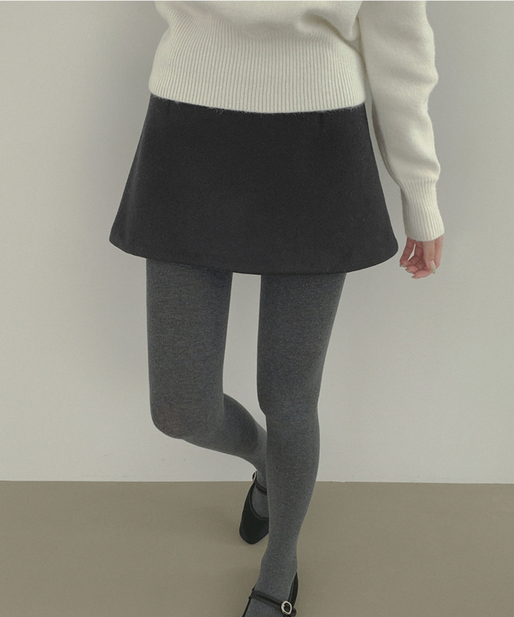 깔끔 모직 허얇골넓 A라인 연말 스커트 블랙