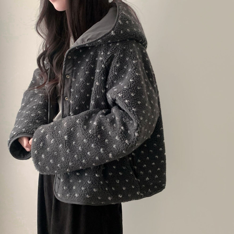 양면으로 착용가능한뽀글이 도트 리버시블 후드 후리스 아방핏 점퍼