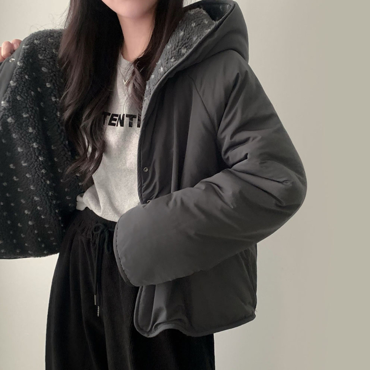 양면으로 착용가능한뽀글이 도트 리버시블 후드 후리스 아방핏 점퍼