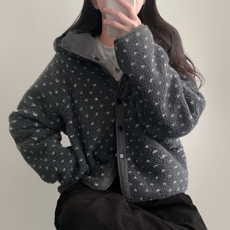 양면으로 착용가능한뽀글이 도트 리버시블 후드 후리스 아방핏 점퍼