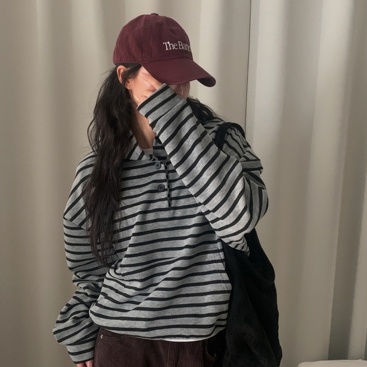 포블 하이넥 버튼 스트라이프 아방핏 단가라 맨투맨후드티 그레이