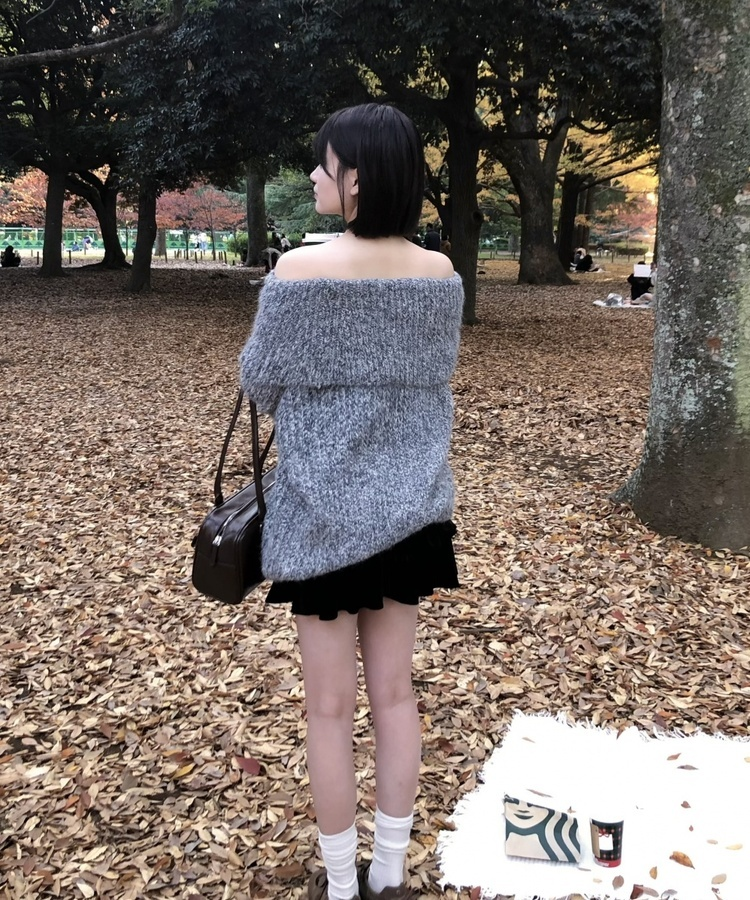 앙고라 오프 롱 니트 그레이