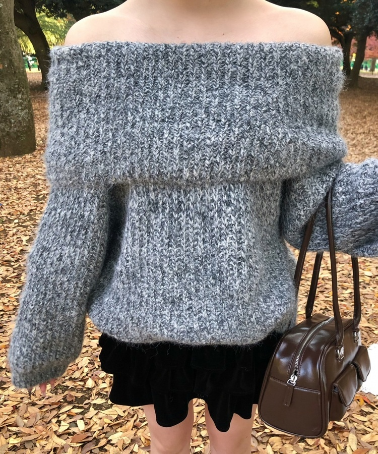 앙고라 오프 롱 니트 그레이