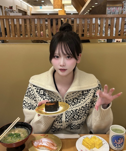 마블링 노르딕 니트 집업 아이보리