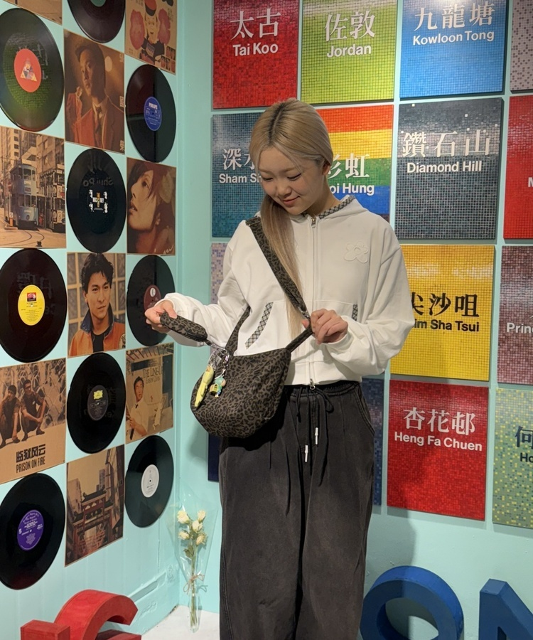 호피 키링 빈티지 미니 숄더백 차콜