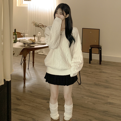 도톰 폭닥 꽈배기 케이블 라운드 오버핏 겨울 울니트 빅사이즈 화이트