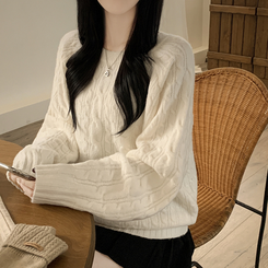 도톰 폭닥 꽈배기 케이블 라운드 오버핏 겨울 울니트 빅사이즈 화이트