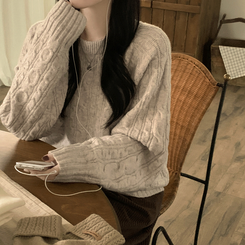 도톰 폭닥 꽈배기 케이블 라운드 오버핏 겨울 울니트 빅사이즈 베이지