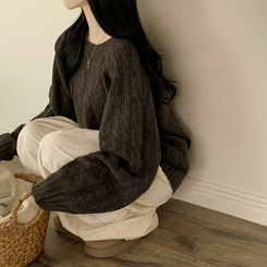 도톰 폭닥 꽈배기 케이블 라운드 오버핏 겨울 울니트 빅사이즈 브라운