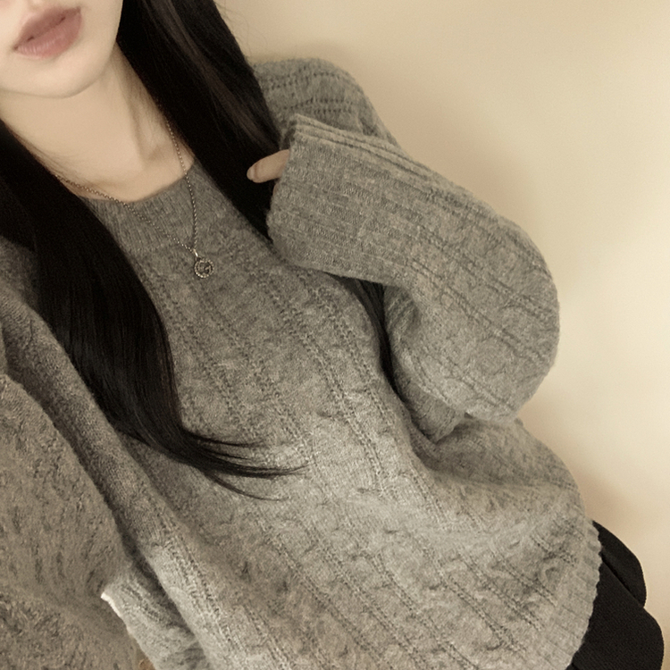 도톰 폭닥 꽈배기 케이블 라운드 오버핏 겨울 울니트 빅사이즈 그레이
