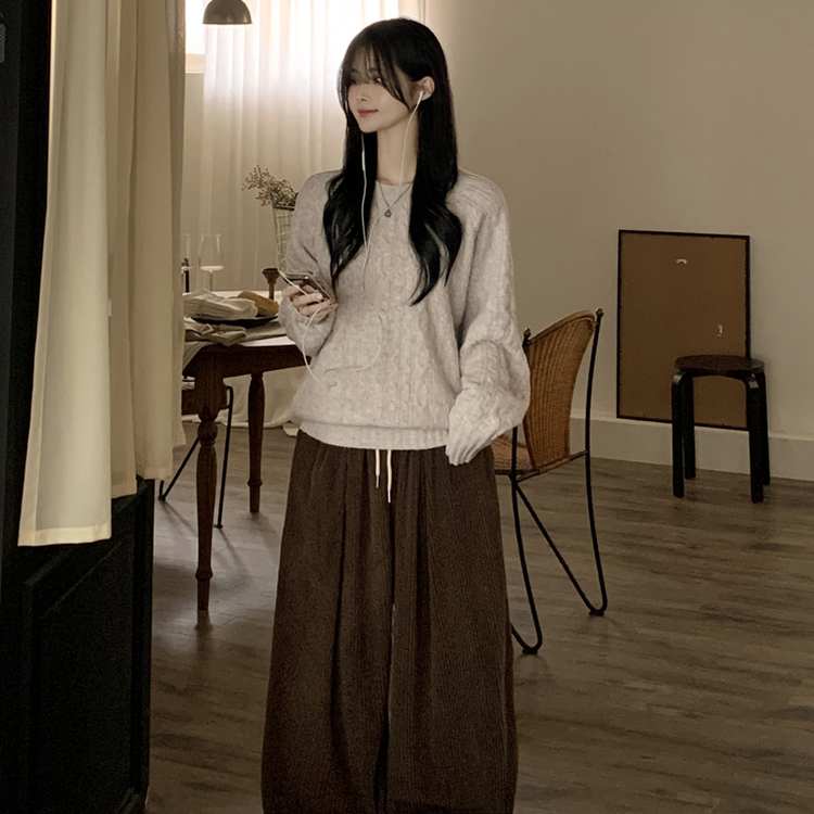 도톰 폭닥 꽈배기 케이블 라운드 오버핏 겨울 울니트 빅사이즈 베이지