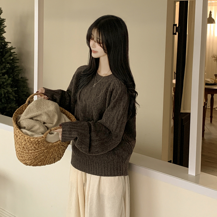 도톰 폭닥 꽈배기 케이블 라운드 오버핏 겨울 울니트 빅사이즈 브라운