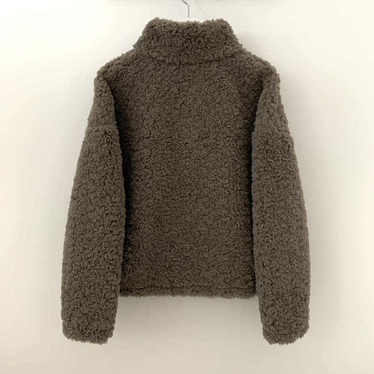 ウールハイネックスエードムートンジャンパー