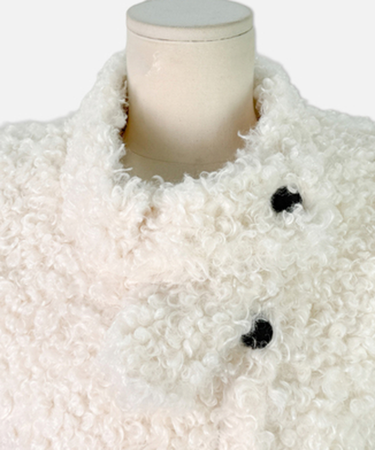 ムードハイネックボタンムートンジャケット