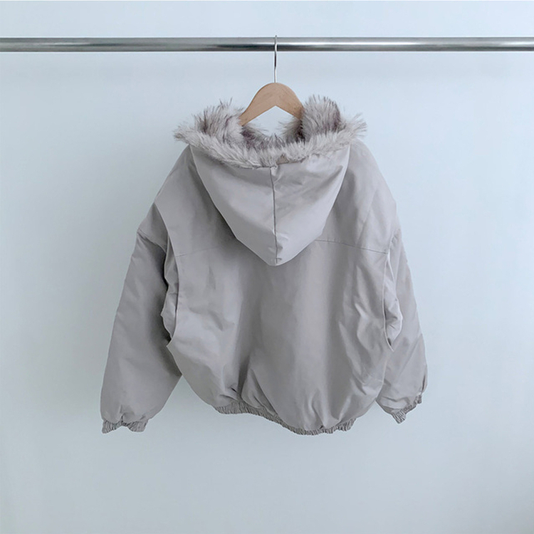 ファーフードダウンジャンパー