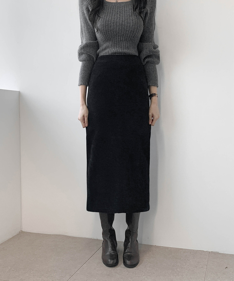 Hラインロングスカート BLACK