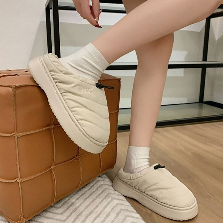 ウィンタークッションサンダル BEIGE