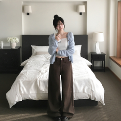 페니 홀터넥 스트랩 오프숄더 긴팔 크롭 티셔츠 화이트